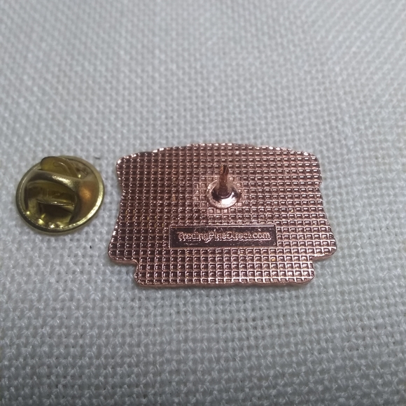 ASU Gammage Subscriber" Pin - Picture 3 of 4